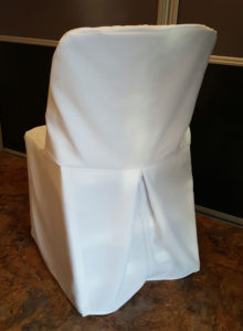 Housse-Chaise-Pliante-Plastique-(Dos---sans-bandeau)-C.Creations Pliante mariage Plastique